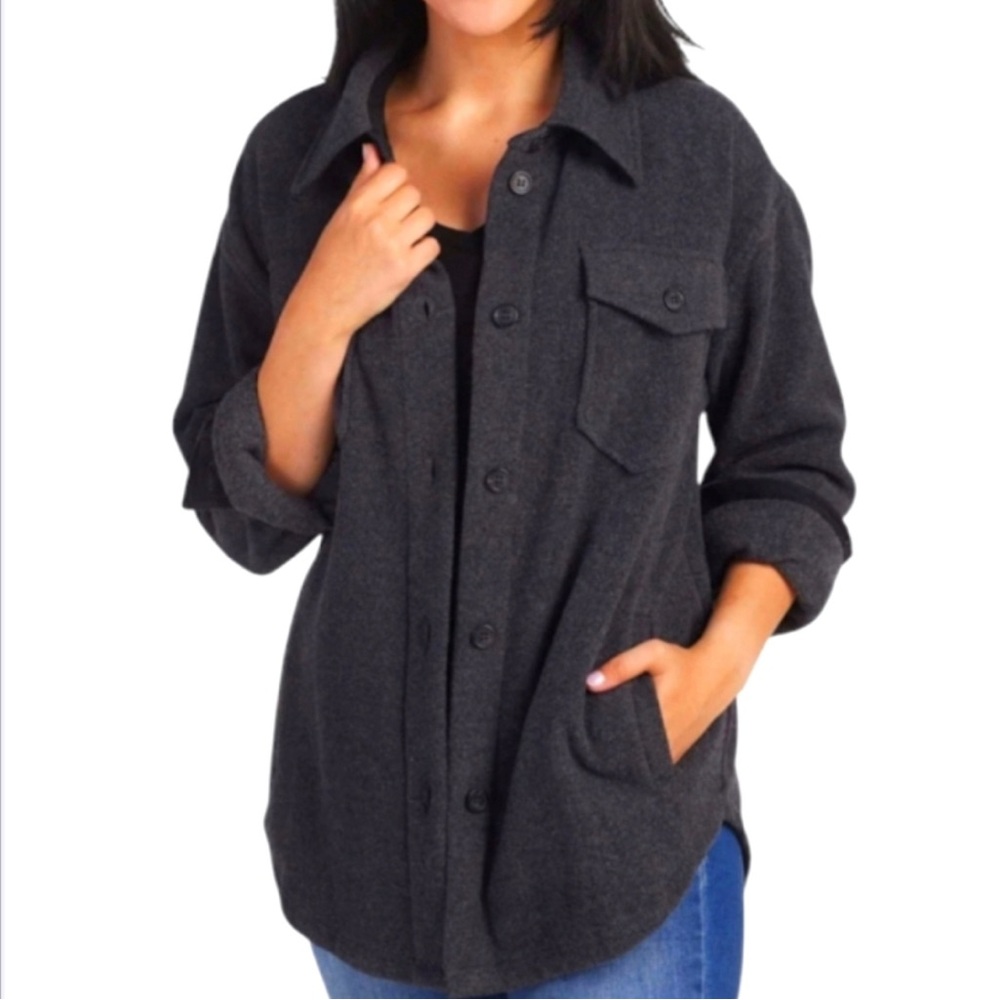 ISO: Women’s Woolx Merino Wool Sawyer Dark Charcoal Shacket, Size Small